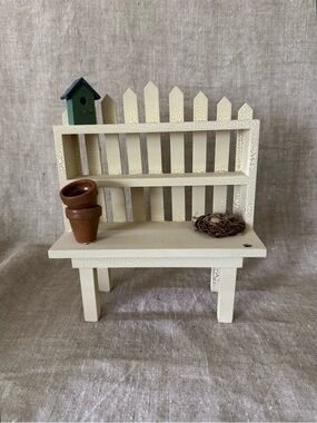 Boyds Bears Potting Bench Table